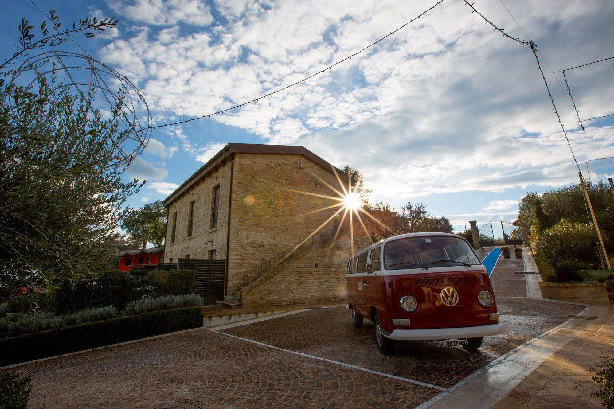 Agriturismo Il Sapore Della Luna Casa de hóspedes Monteprandone Exterior foto