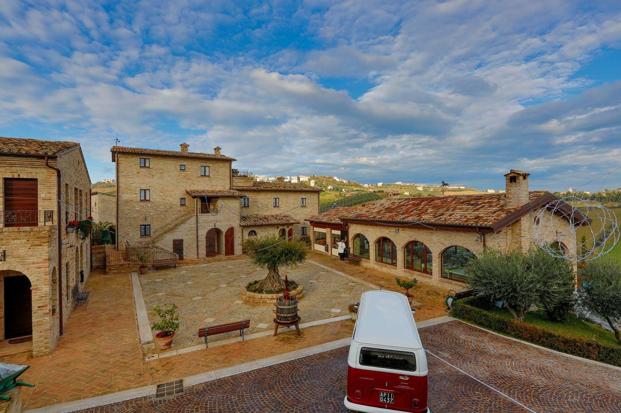 Agriturismo Il Sapore Della Luna Casa de hóspedes Monteprandone Exterior foto